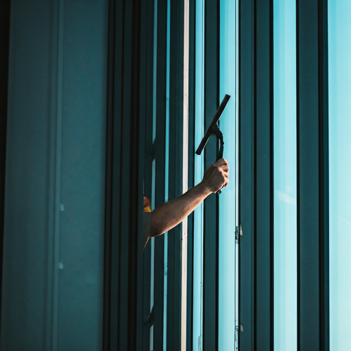 İzmir Cam İç-Dış Temizliği  hizmeti - Akturan Temizlik